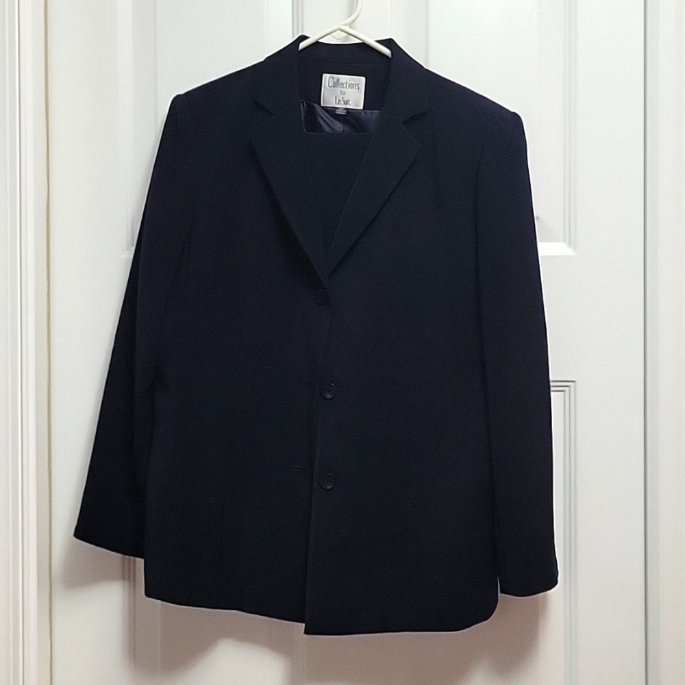 Suit